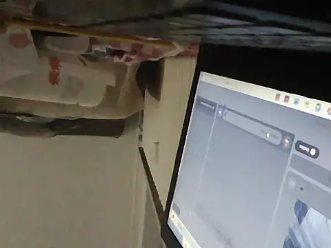 lickthehottie online show from July 9, 2026, 8:57 pm