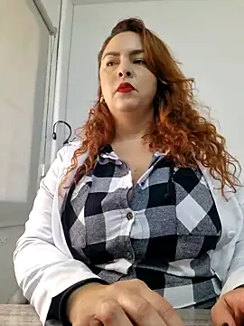 doctora-danna online show from October 9, 2025, 1:53 pm