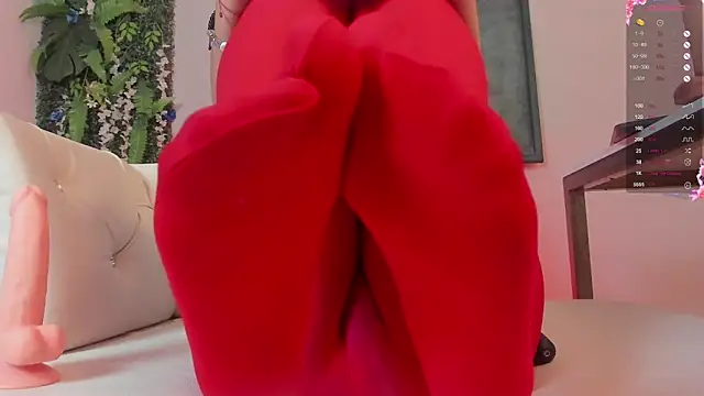 Camilaperson online show from January 19, 2025, 1:12 pm