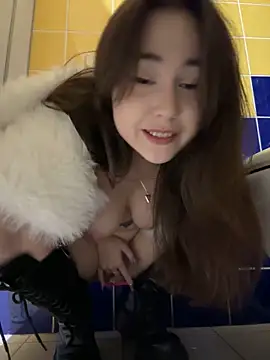 Peachy Dream online show from February 12, 2025, 8:40 pm