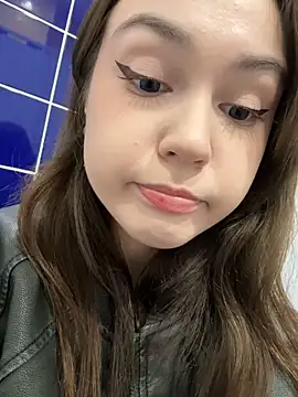 Peachy Dream online show from February 28, 2025, 8:28 pm