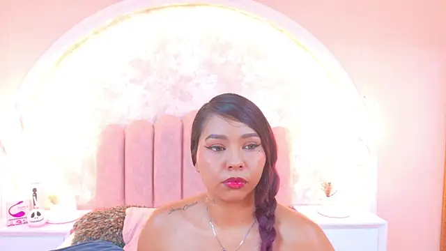 BellahColucci online show from October 29, 2025, 8:32 pm