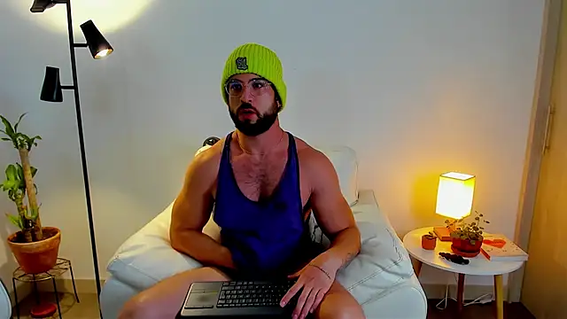 dafboy1 online show from February 5, 2026, 3:05 pm