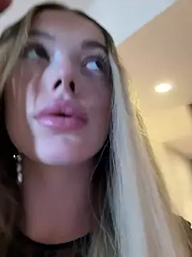 KylieJoyce online show from February 17, 2025, 6:04 pm