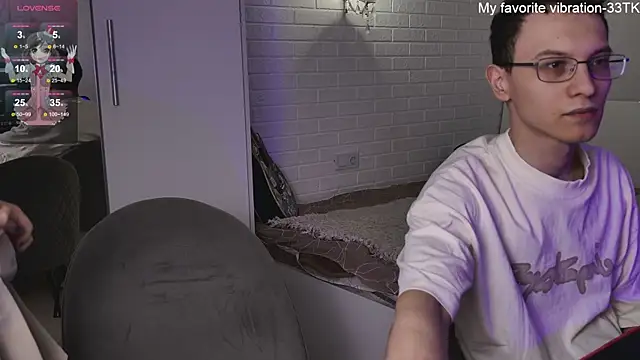 ValBae online show from January 15, 2025, 8:48 pm