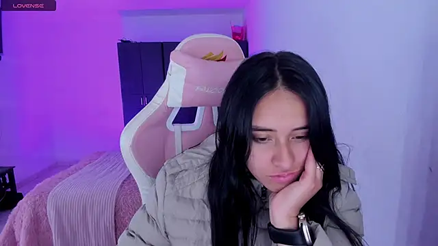 Snapshot of Tinylottie chatting on May 12, 2026, 12:08 am Tinylottie online show from May 12, 2026, 12:08 am