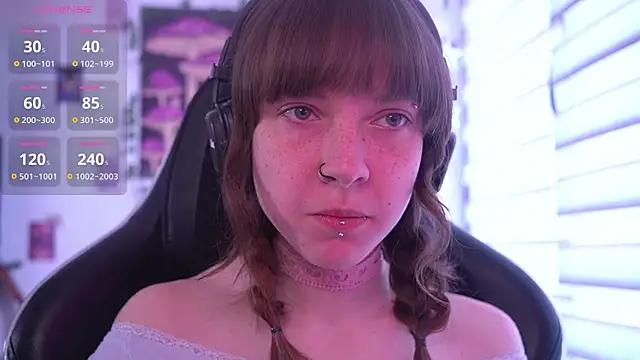 juliapie online show from May 1, 2026, 9:36 am