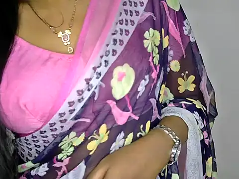 shila20 online show from March 9, 2025, 4:27 am