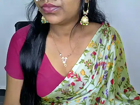 shila20 online show from March 14, 2025, 2:42 am