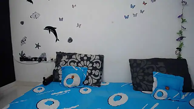 Julieta Hass online show from March 10, 2025, 2:16 pm