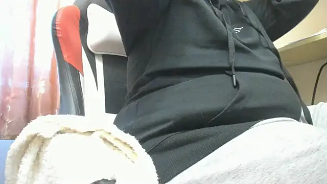 Seductive She Wolf online show from December 15, 2025, 7:34 am