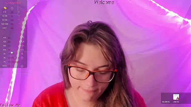Seductive She Wolf online show from June 7, 2026, 7:45 am