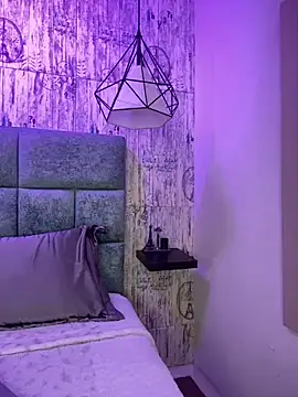 AbyThompson online show from February 10, 2025, 8:31 pm