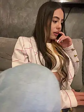 AbyThompson online show from February 15, 2025, 6:12 am