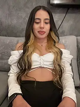 AbyThompson online show from February 19, 2025, 10:42 pm