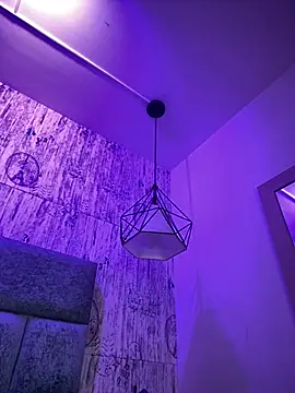 AbyThompson online show from February 21, 2025, 9:54 pm