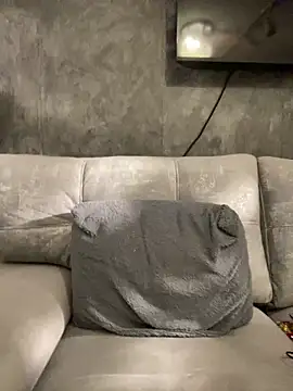 AbyThompson online show from February 22, 2025, 4:07 am