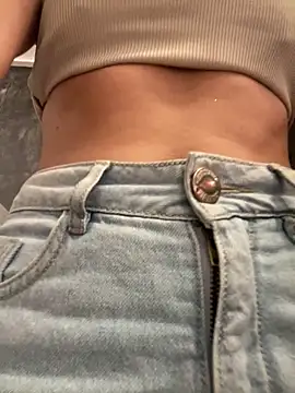 AbyThompson online show from March 3, 2025, 11:35 pm