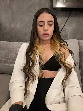 AbyThompson online show from March 7, 2025, 8:11 pm