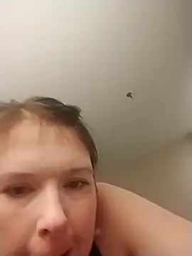 KatieBARBiE98 online show from February 8, 2026, 10:24 pm