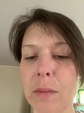 KatieBARBiE98 online show from April 22, 2026, 6:09 pm