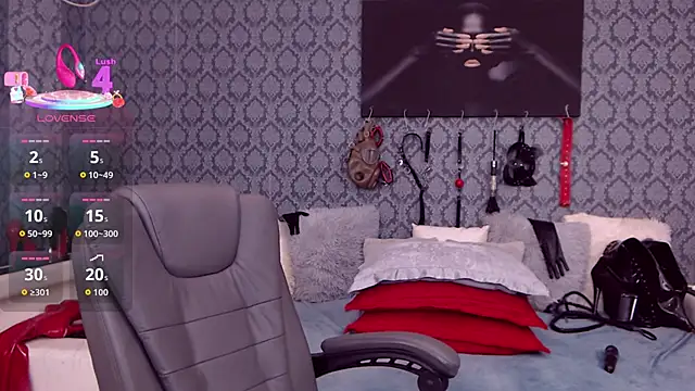 Dolly4youu online show from September 12, 2025, 3:50 am