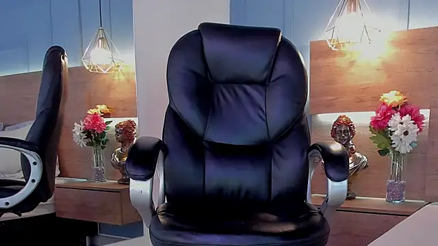 andymiller  online show from February 5, 2025, 4:58 pm