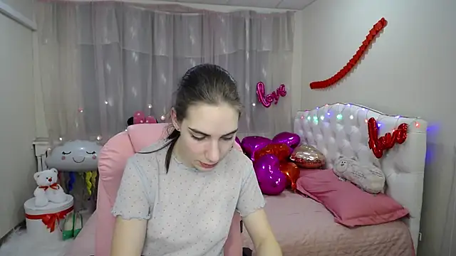 NikaStark  online show from February 3, 2025, 7:31 pm