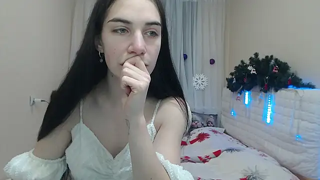 NikaStark  online show from December 1, 2025, 7:08 pm