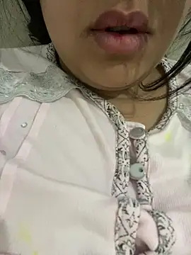 yassminsexy22 online show from January 10, 2025, 5:45 pm