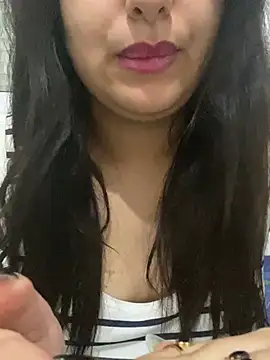 yassminsexy22 online show from January 27, 2025, 1:09 pm