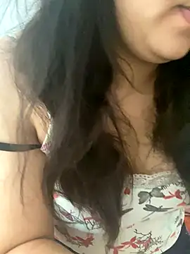 yassminsexy22 online show from November 18, 2025, 12:31 pm