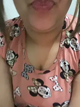 yassminsexy22 online show from February 15, 2026, 1:09 pm