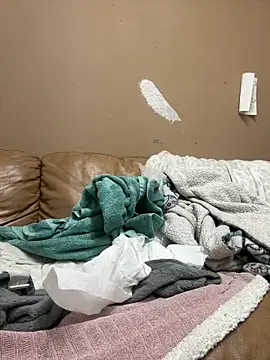 UtopianMisfit1 online show from March 18, 2026, 12:36 am