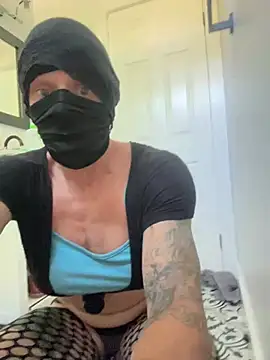 UtopianMisfit1 online show from April 20, 2026, 10:11 pm