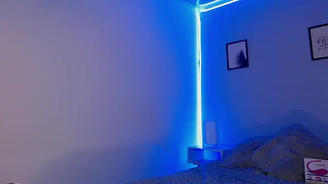 SophiaJoliebm online show from January 8, 2025, 3:40 am