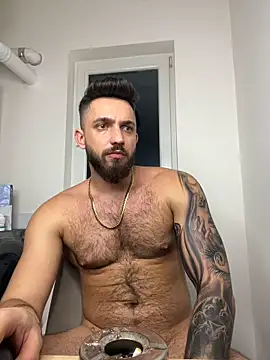 LoveIsBlind  online show from December 27, 2024, 1:11 am