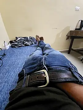 Snapshot of rocksrockydick chatting on December 8, 2024, 4:46 am rocksrockydick online show from December 8, 2024, 4:46 am