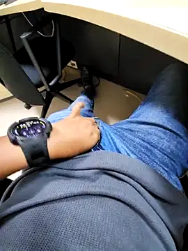 Snapshot of rocksrockydick chatting on September 24, 2025, 2:37 am rocksrockydick online show from September 24, 2025, 2:37 am