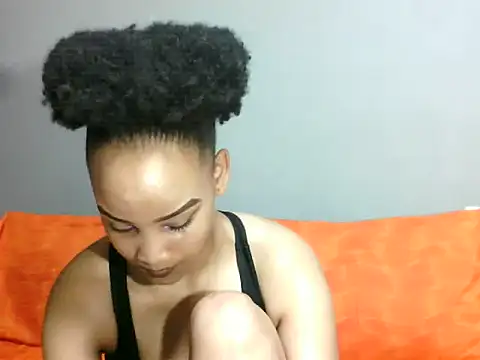 SmallSlut5 online show from December 20, 2025, 2:13 pm