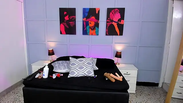 Snapshot of Elizabeth_Santos chatting on February 9, 2025, 12:06 am Elizabeth Santos online show from February 9, 2025, 12:06 am