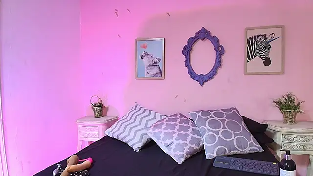 Snapshot of Elizabeth_Santos chatting on November 4, 2025, 7:13 pm Elizabeth Santos online show from November 4, 2025, 7:13 pm