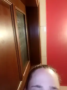 Snapshot of Karokam chatting on March 8, 2026, 3:54 am Karokam online show from March 8, 2026, 3:54 am