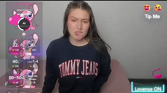 Tesa cute online show from February 15, 2026, 4:31 am