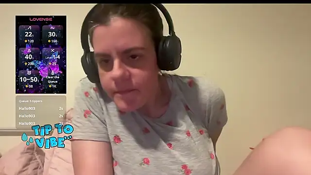 Jess4you0818 online show from December 4, 2024, 1:14 am