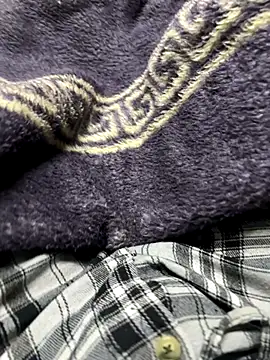 josle24 online show from November 30, 2025, 7:01 am