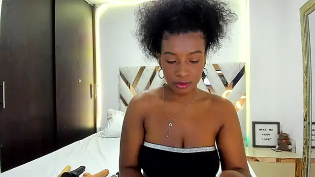 KriisvanyLeroy online show from September 24, 2025, 1:47 pm