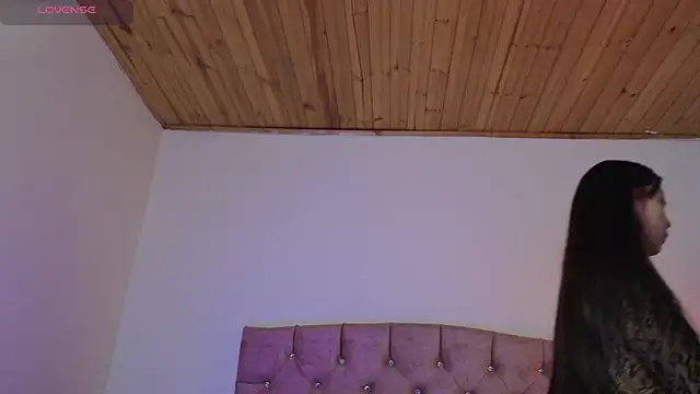 miaa saenz1 online show from September 12, 2025, 4:23 am