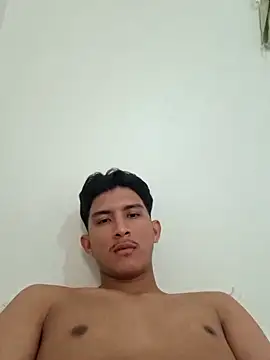 Snapshot of Guti_hazz chatting on May 7, 2026, 1:16 pm Guti hazz online show from May 7, 2026, 1:16 pm