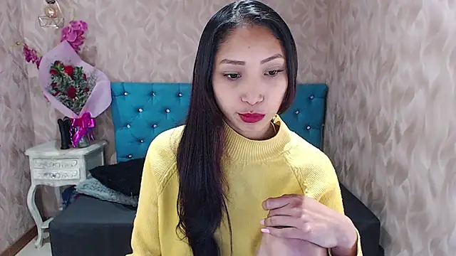 MadelineDoll online show from February 12, 2025, 6:40 pm